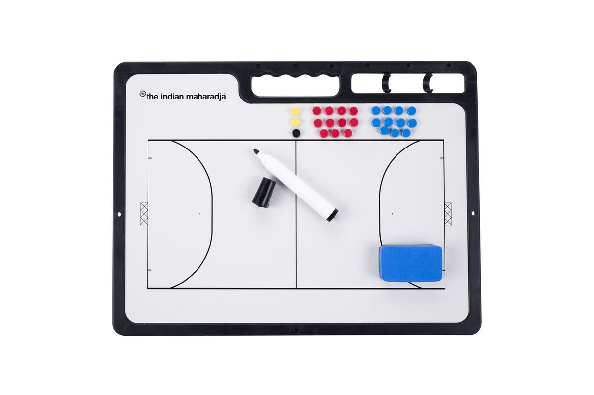 The Indian Maharadja Coachboard Indoor Hockey Magnetic Beige